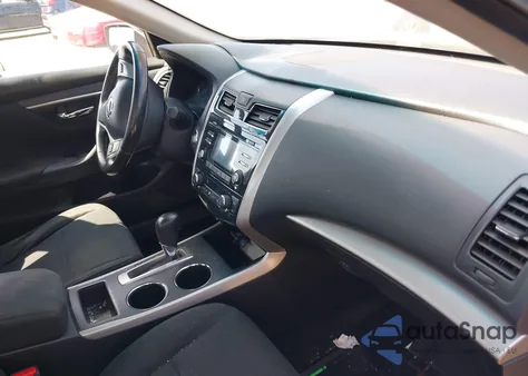 2015 Nissan Altima 2.5 Sv из США, поврежденный, VIN 1N4AL3AP9FC243179